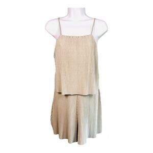 One Clothing Womens Medium Tan Ribbed Sleeveless Blouson Romper One Piece Square